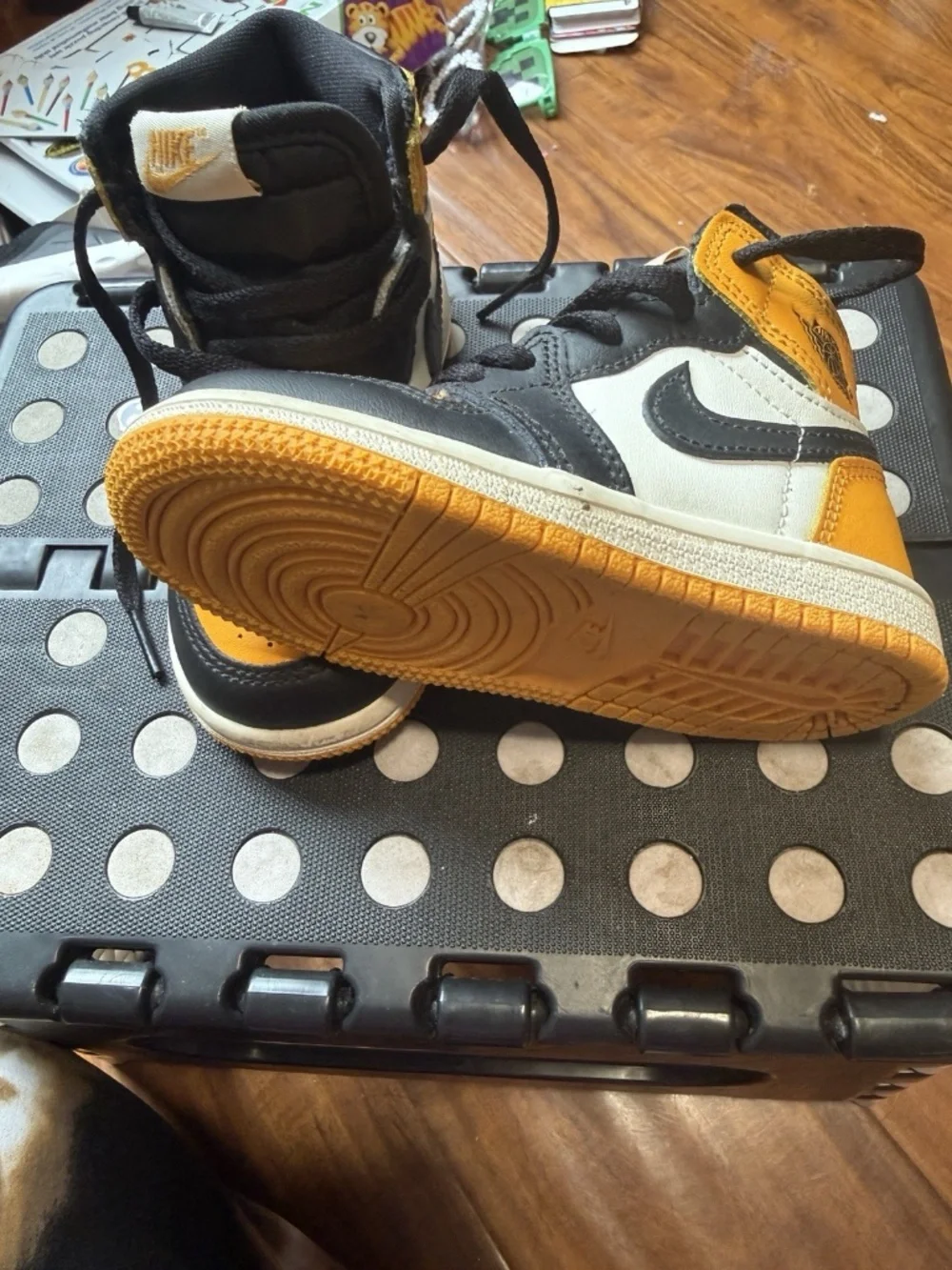 Toddler Boys Black and Yellow Nike Air Jordan